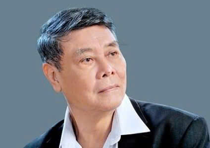 Nhà văn Nguyễn Trọng Tân – Huy hiệu 50 năm Tuổi Đảng